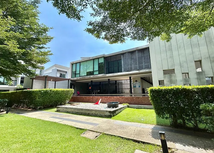 3 Bedrooms Townhome Near Mega Bangna *